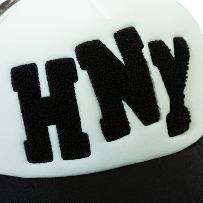 HNY LOGO TRUCKER CAP CAMO