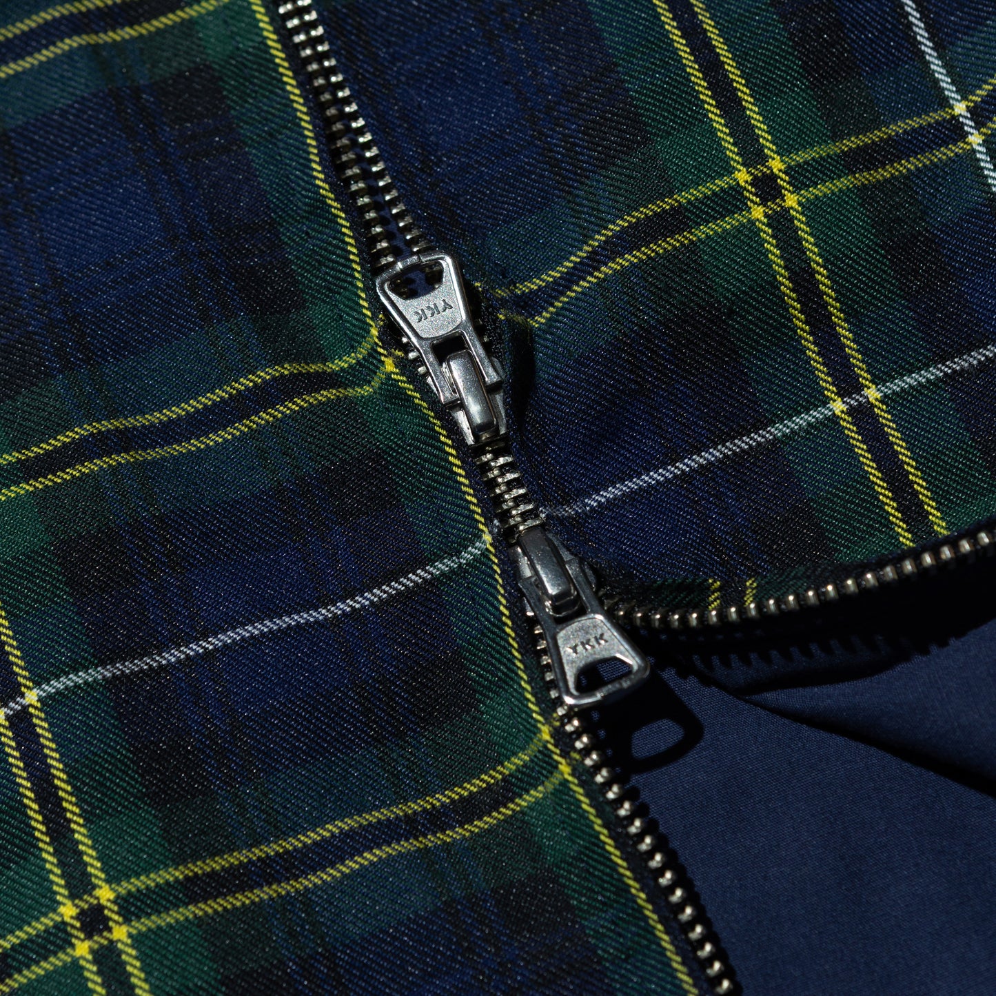 OE LOGO CHECK JACKET NAVY