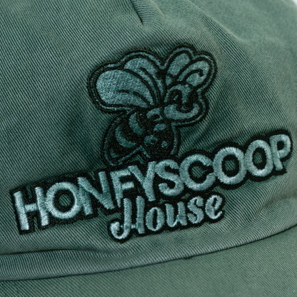 SMILE BEE OVERDYED CAP GREEN