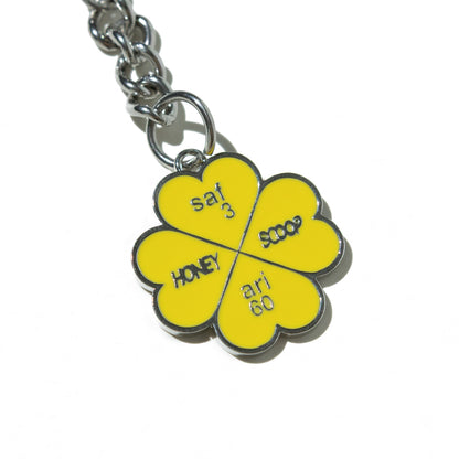 CLOVER KEYCHAIN HONEY